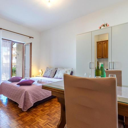 Lovely Apartment In Stobrec With Wifi สปลิท ภายนอก รูปภาพ