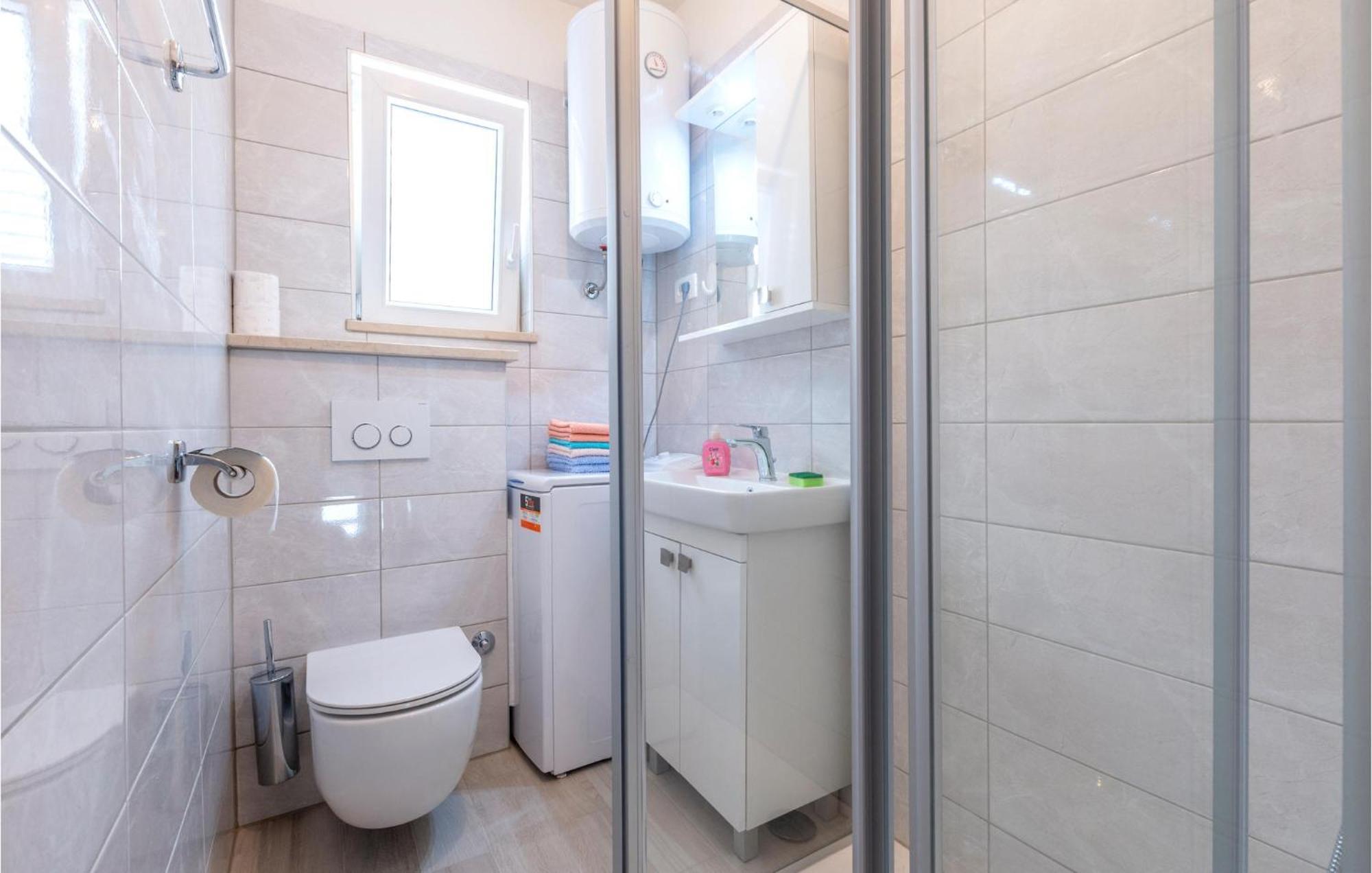 Lovely Apartment In Stobrec With Wifi สปลิท ภายนอก รูปภาพ