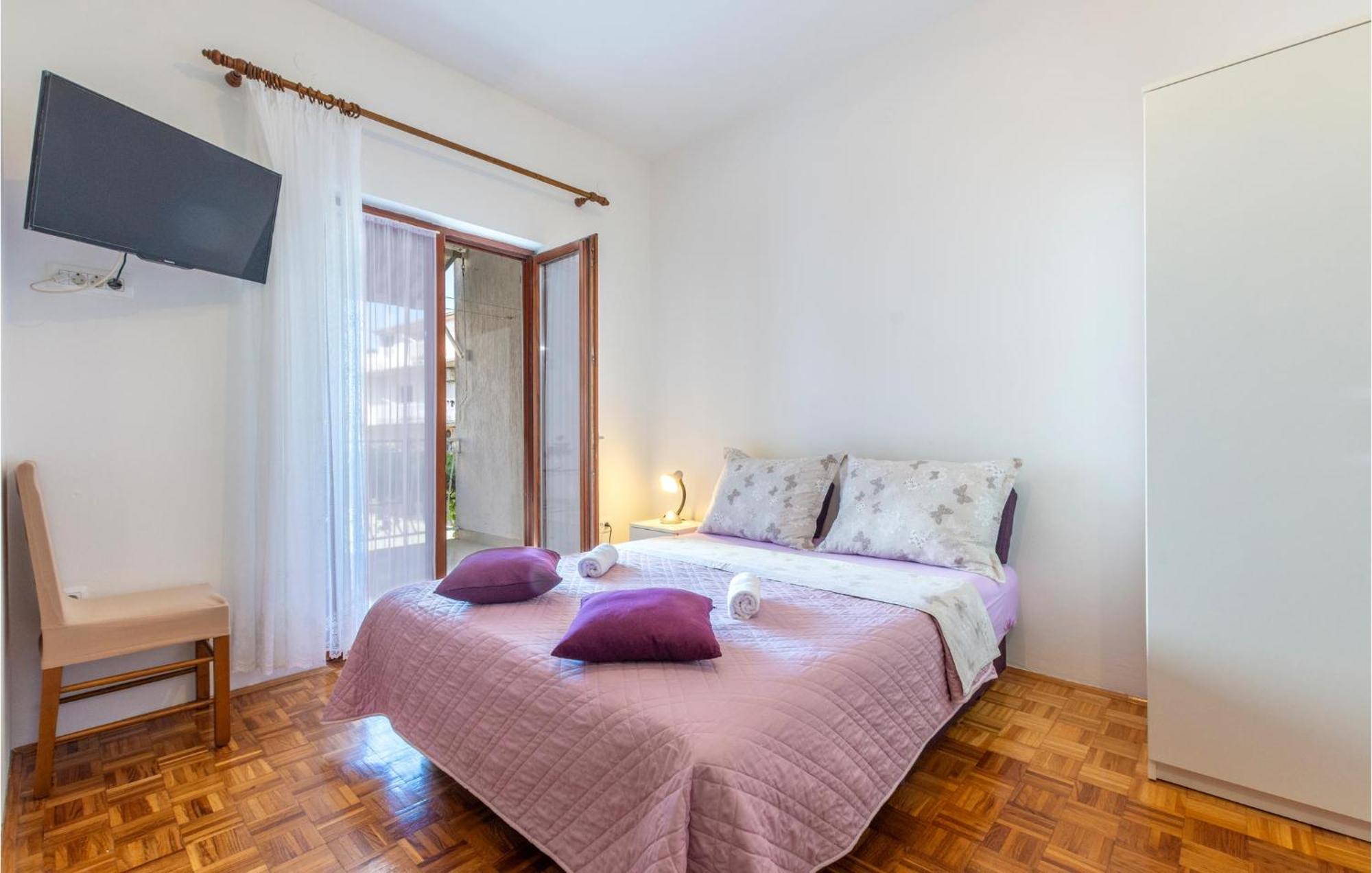 Lovely Apartment In Stobrec With Wifi สปลิท ภายนอก รูปภาพ