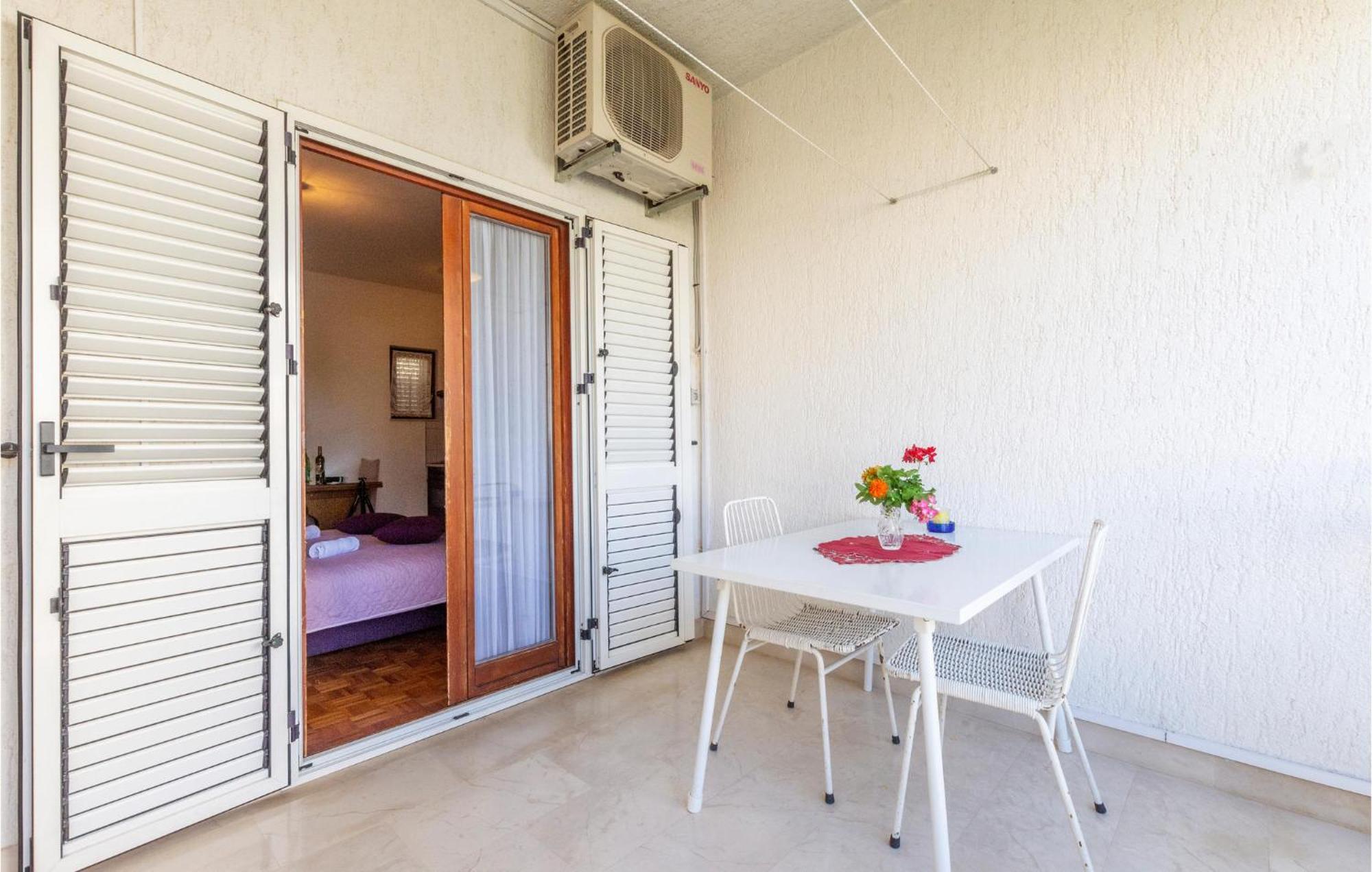 Lovely Apartment In Stobrec With Wifi สปลิท ภายนอก รูปภาพ